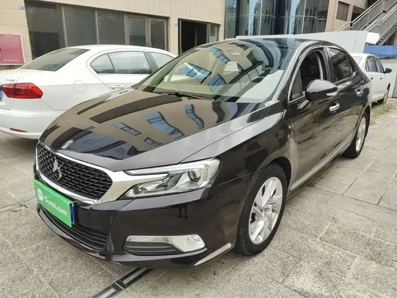 DS 5LS, 2016