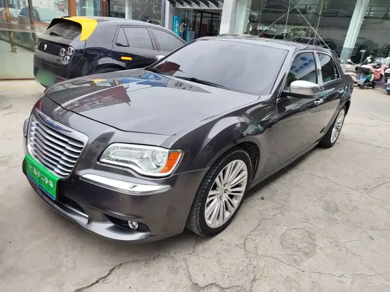 Chrysler 300C, 2014