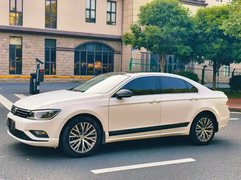 Volkswagen Lamando, 2016