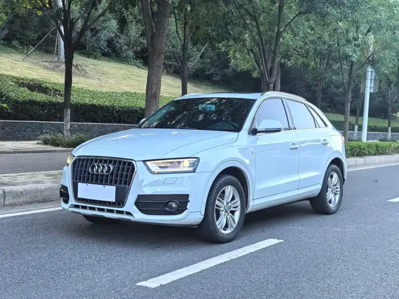 Audi Q3, 2015