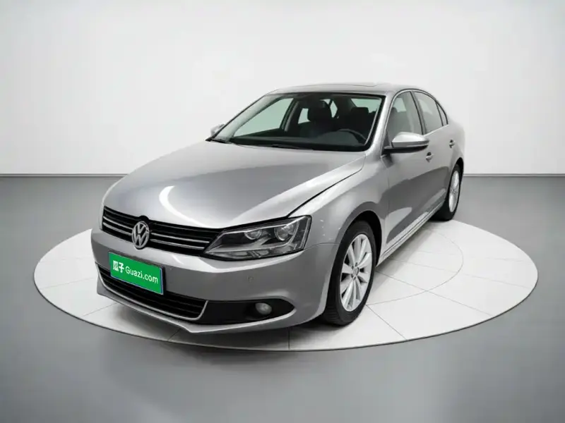 Volkswagen Sagitar Volkswagen Sagitar 2014 Facelift 1.4TSI Auto Luxury Type, 2015 — фото 1