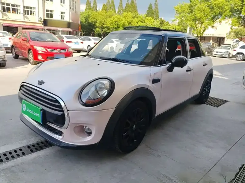 MINI Mini, 2015