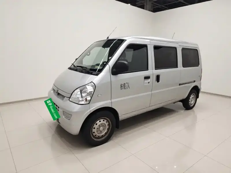 Wuling Rongguang S Wuling Rongguang S 2023 1.5L Basic Type 5/7 seats, 2025 — фото 1