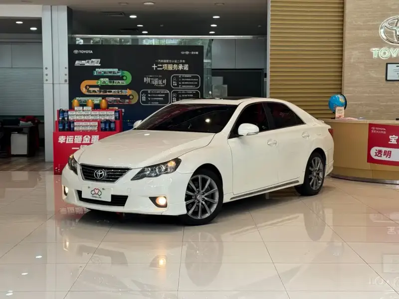 Toyota Reiz, 2013
