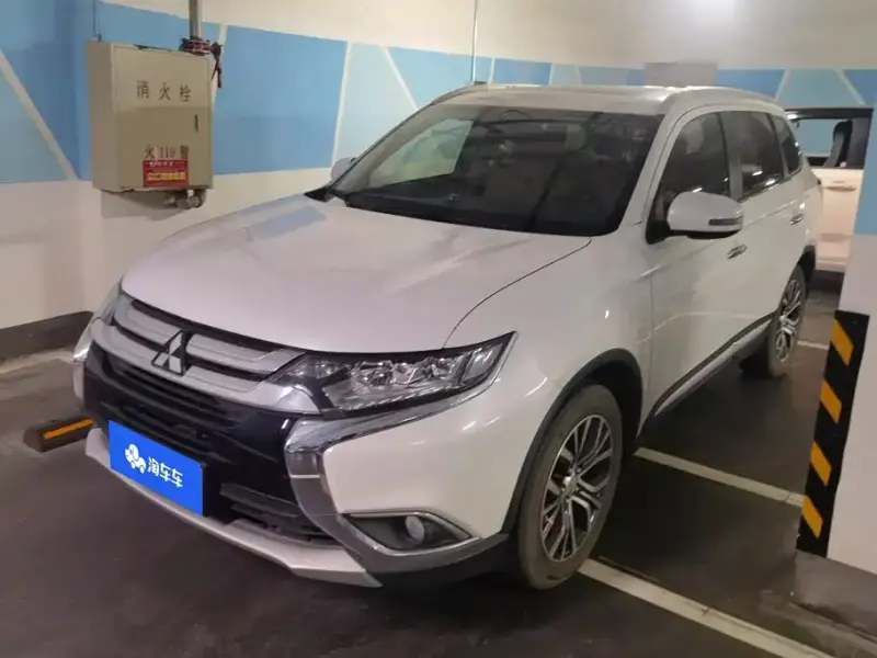Mitsubishi Outlander, 2018