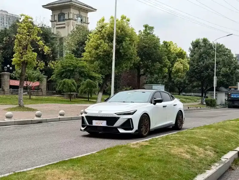 Changan UNI-V, 2023
