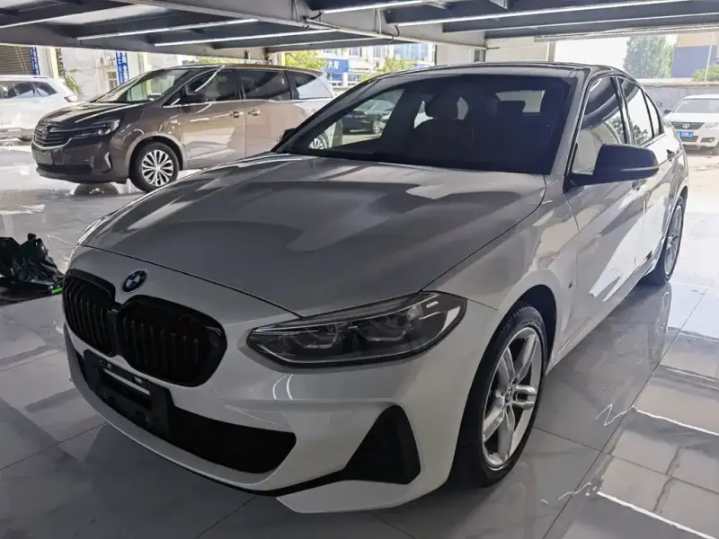 BMW 1 Series, 2021
