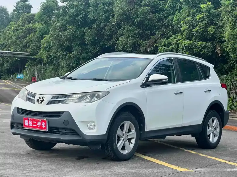 Toyota RAV4, 2013