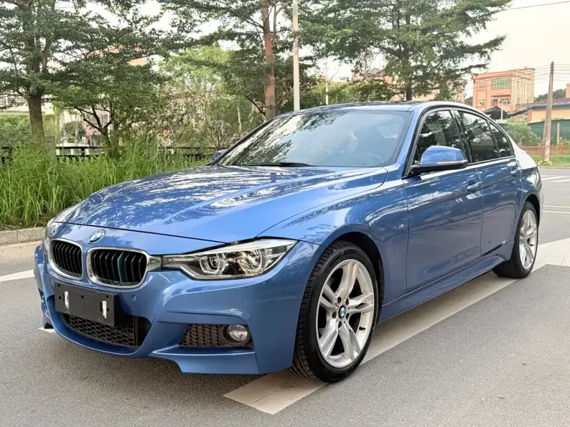 BMW 3 Series, 2018 — фото 1