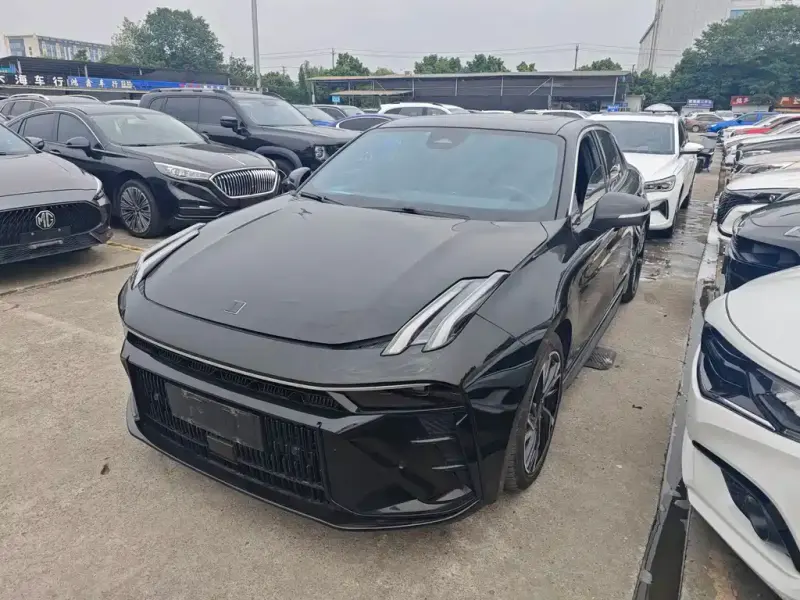 Lynk & Co 03, 2023