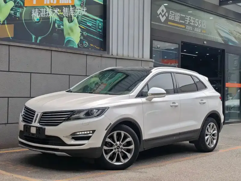 Lincoln MKC, 2018