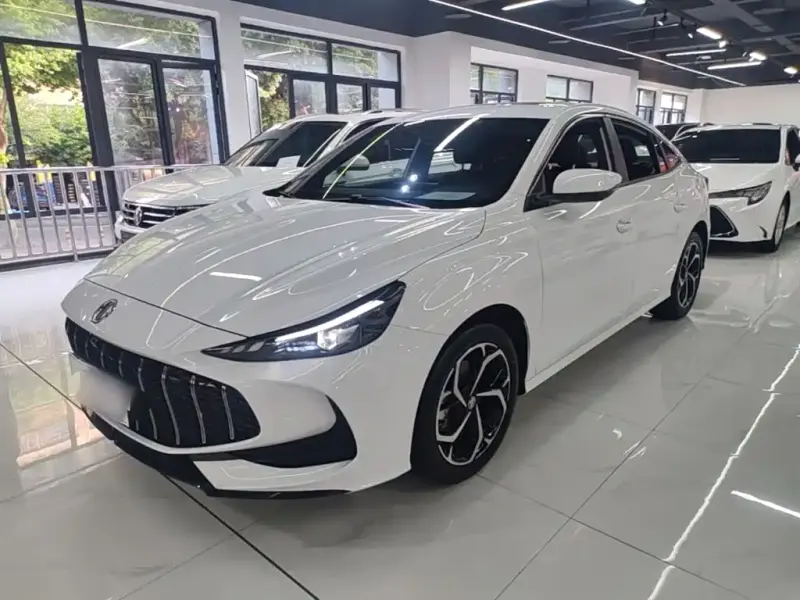 MG MG5, 2025