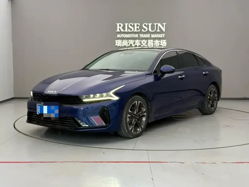 Kia K5, 2021