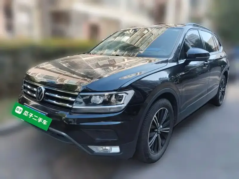 Volkswagen Tiguan L, 2021