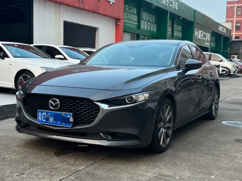 Mazda 3 Axela, 2022