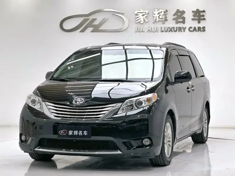Toyota Sienna, 2011