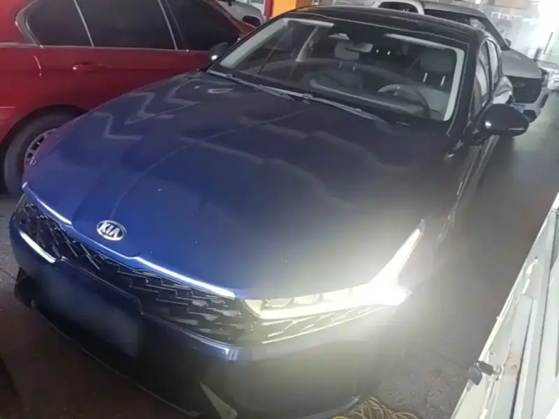 Kia K5, 2021