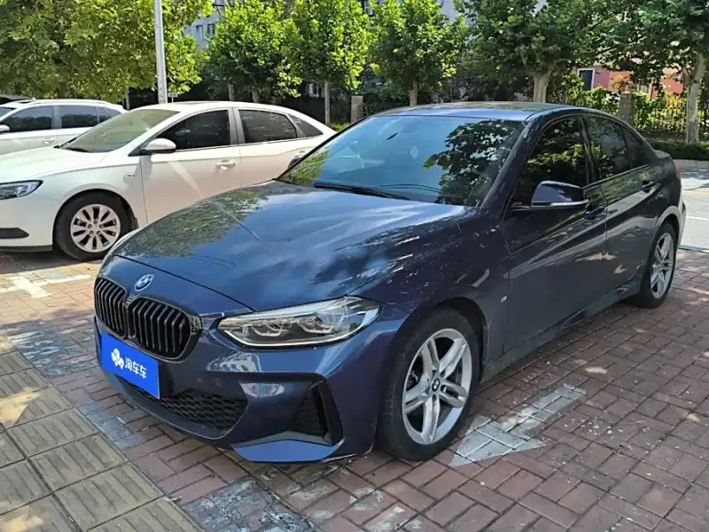 BMW 1 Series, 2022