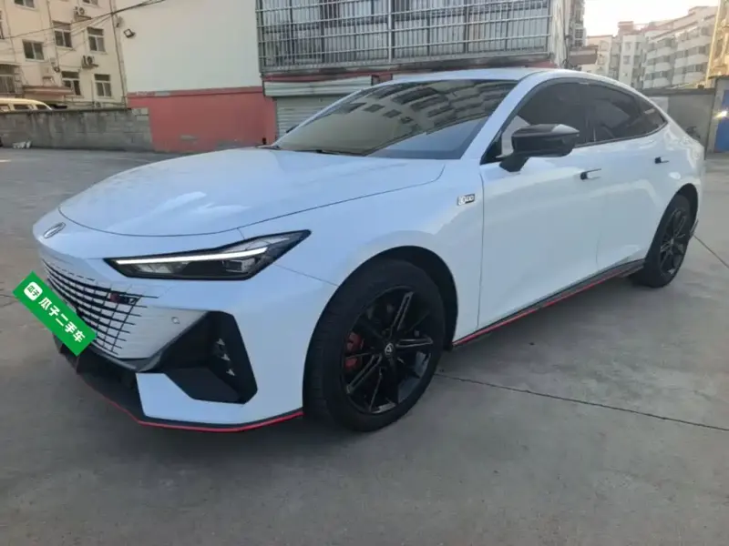 Changan UNI-V iDD, 2023