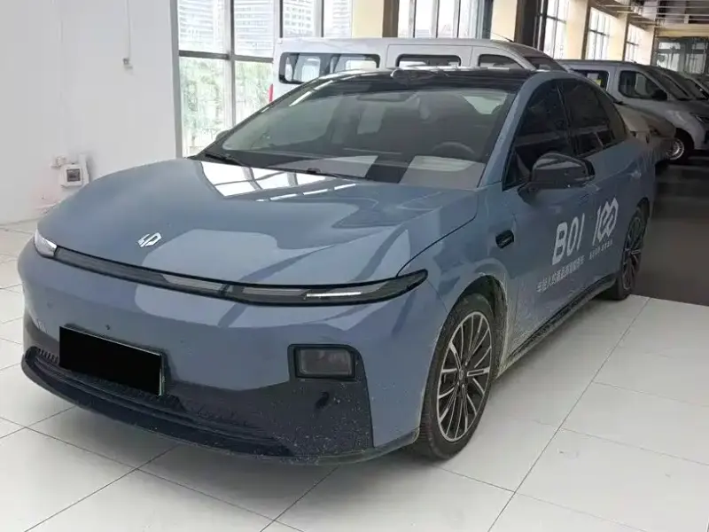 Leapmotor B01, 2025