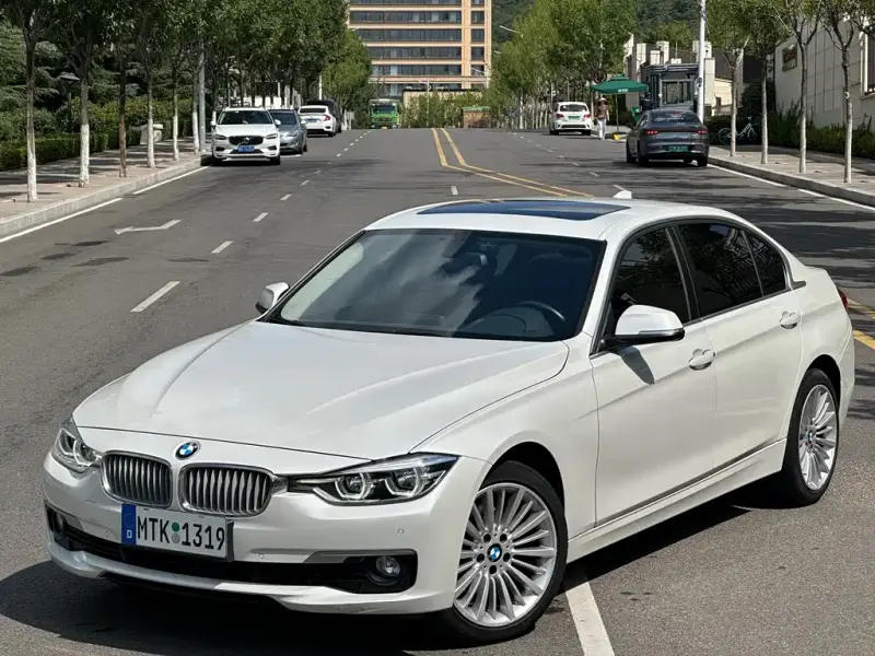 BMW 3 Series, 2018