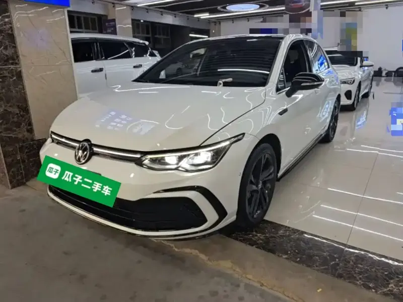 Volkswagen Golf, 2021