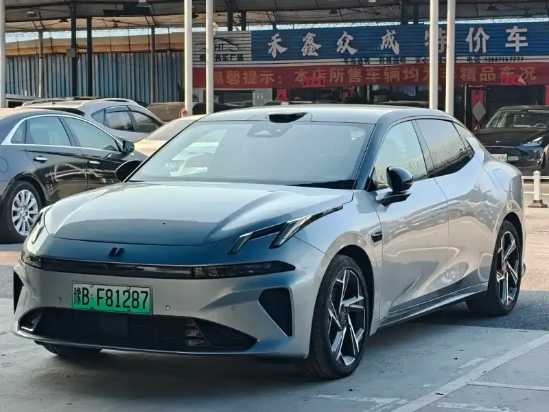 Lynk & Co 07 EM-P, 2025