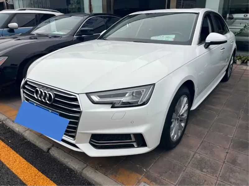 Audi A4L, 2019