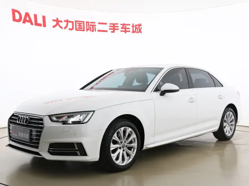Audi A4L, 2019