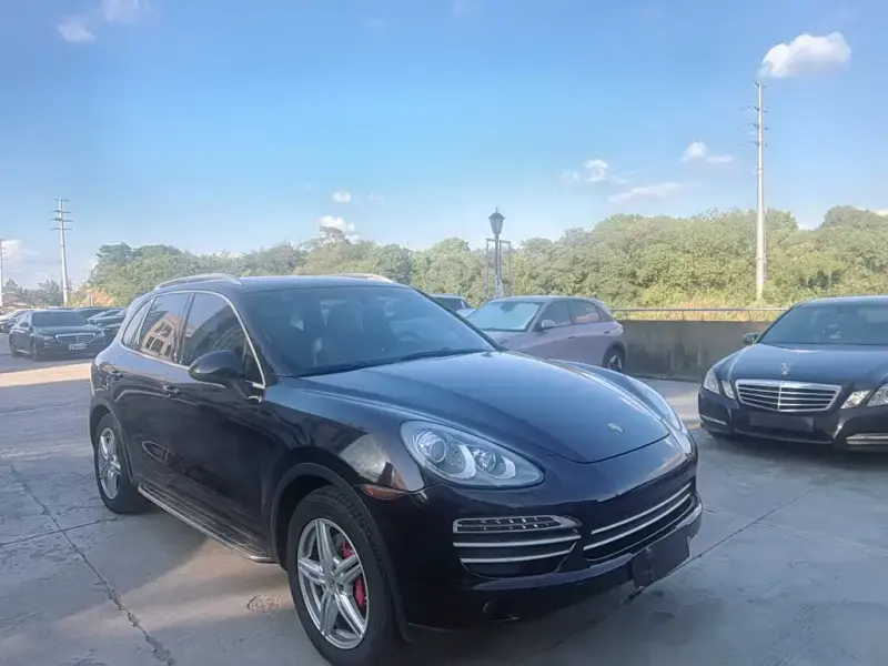 Porsche Cayenne, 2015