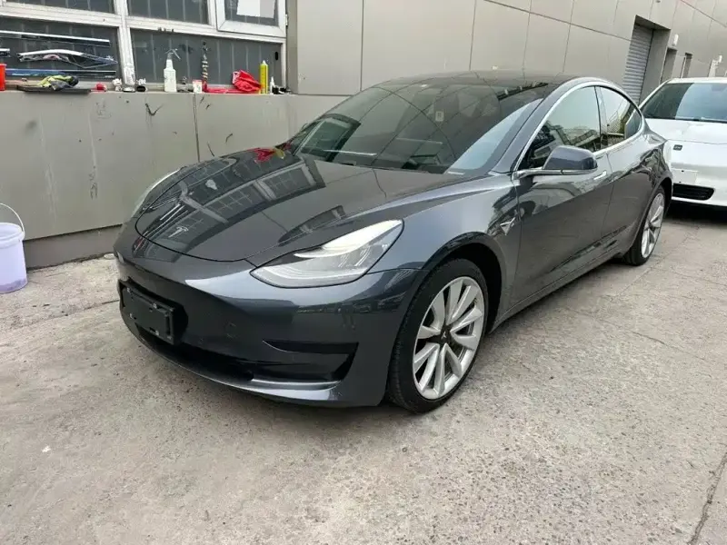 Tesla Model 3, 2020