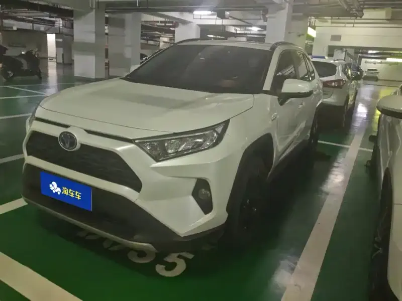 Toyota RAV4, 2021
