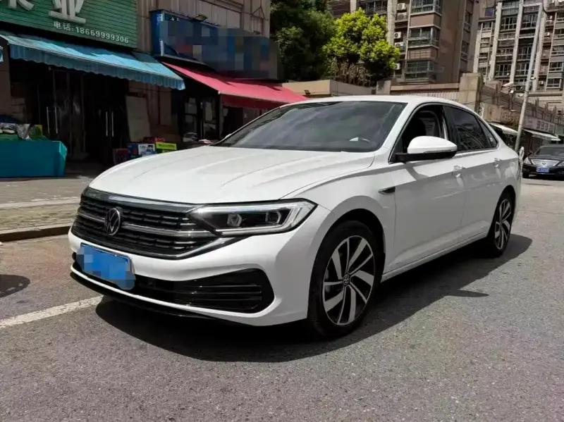 Volkswagen Sagitar, 2025