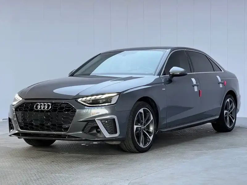 Audi A4L, 2021