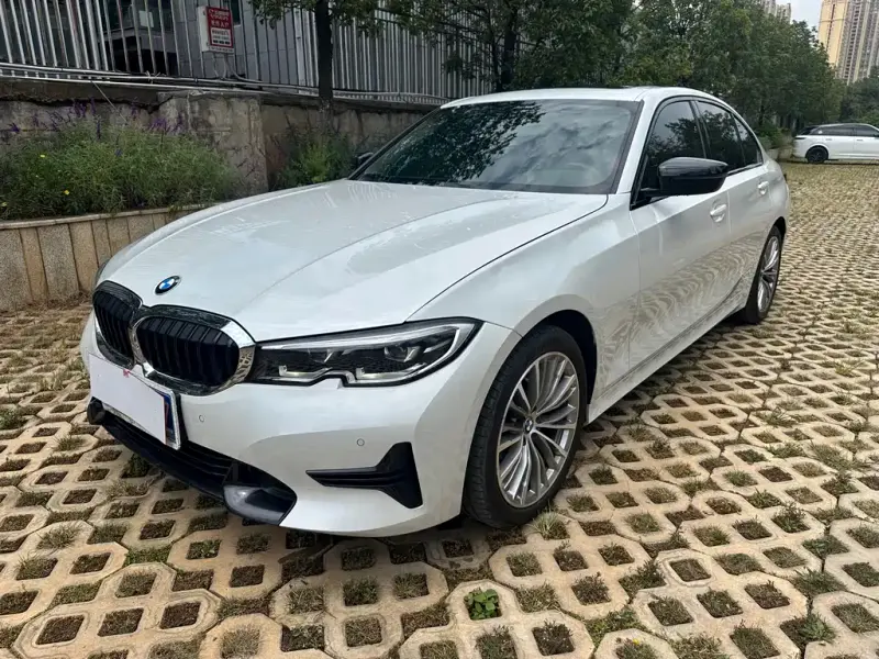 BMW 3 Series, 2021