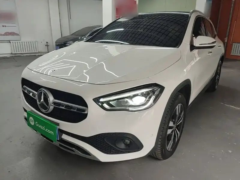 Mercedes-Benz GLA, 2023