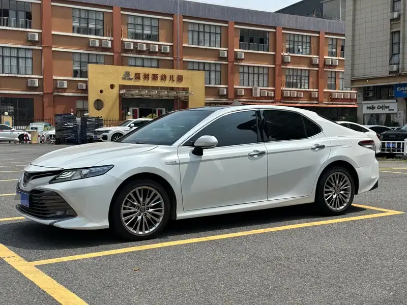 Toyota Camry, 2021