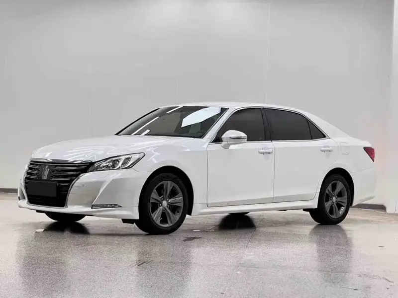 Toyota Crown, 2019