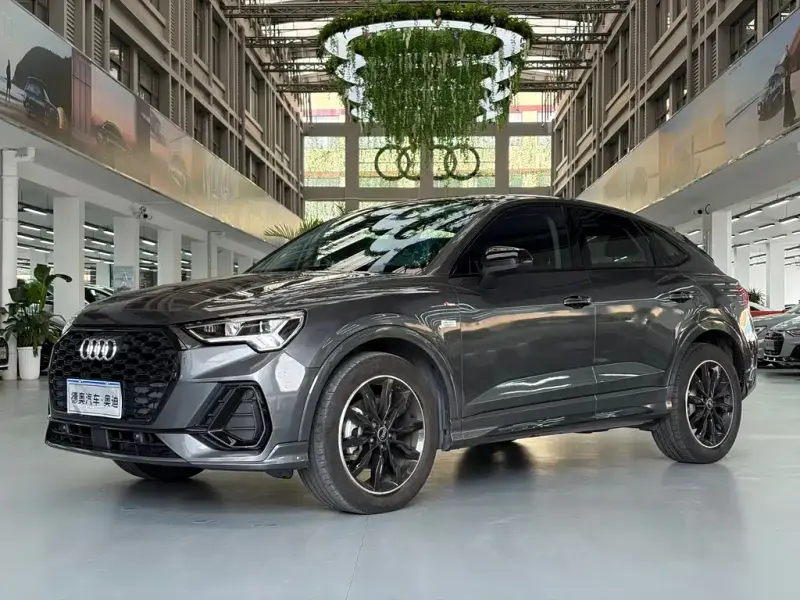 Audi Q3 Sportback, 2022