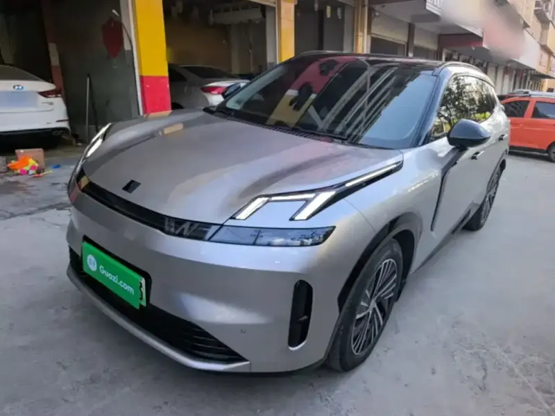 Lynk & Co 08 EM-P, 2023