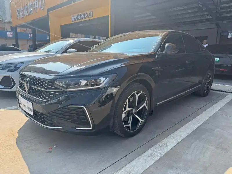 Volkswagen Passat, 2024