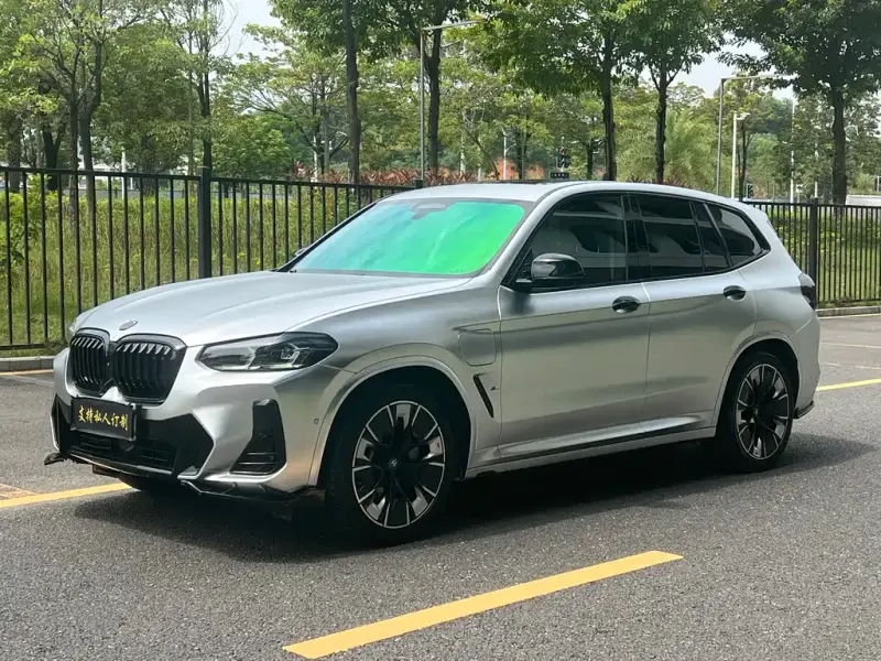 BMW iX3, 2021