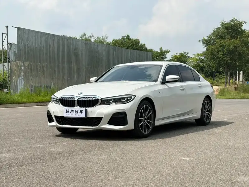 BMW 3 Series, 2021