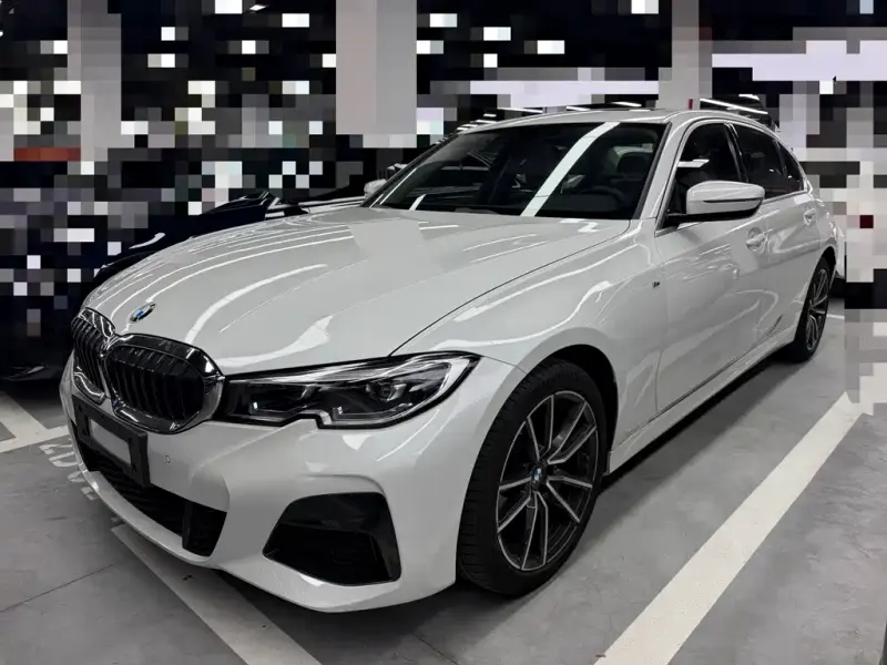 BMW 3 Series, 2022