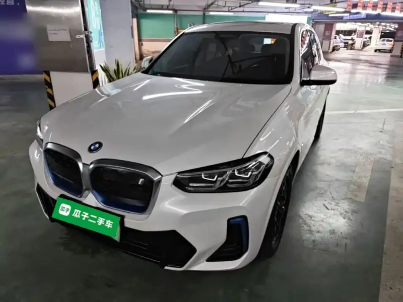BMW iX3, 2021