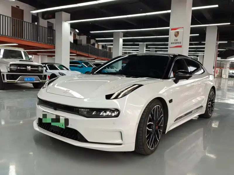 Zeekr 001, 2023