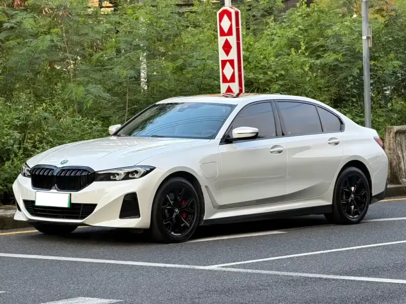 BMW i3, 2023