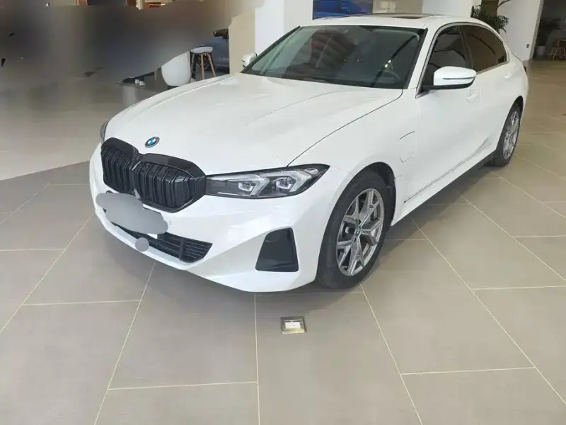 BMW i3, 2024