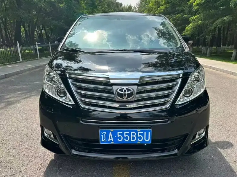 Toyota Alphard, 2014