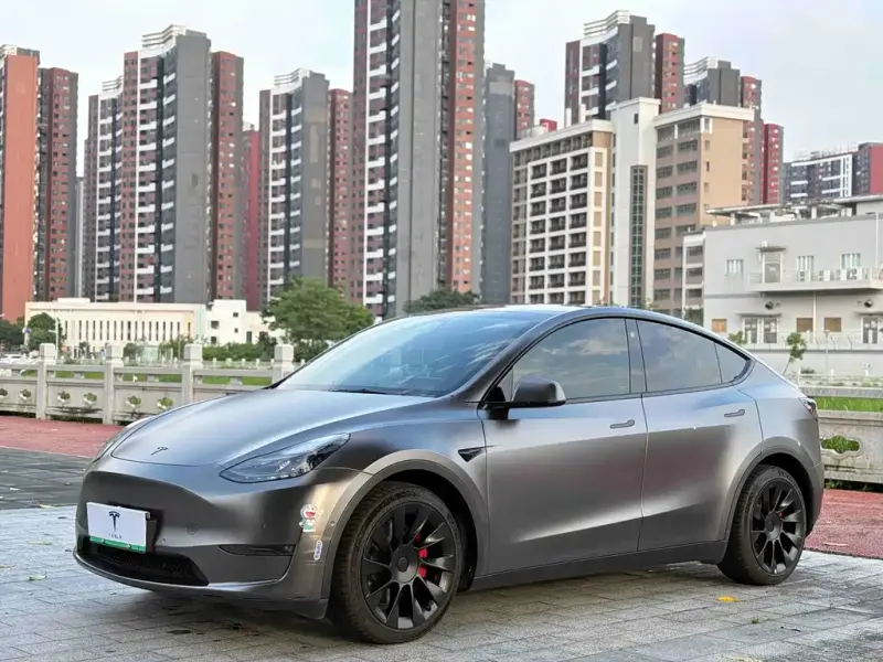 Tesla Model Y, 2021